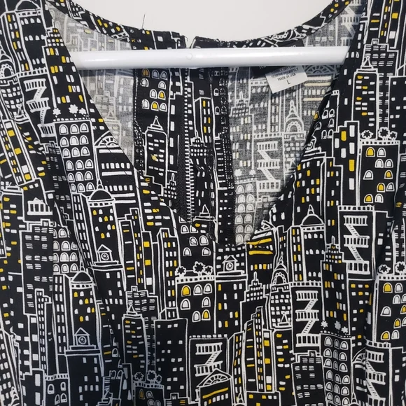 Retrolicious New York City Dress - Picture 5 of 5